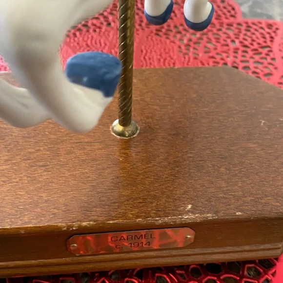 VINTAGE CAROUSEL HORSE FIGURINE ๐ - Picture 8 of 16